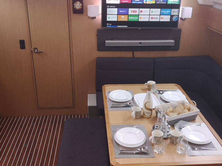 Yacht hire Pirovac cheap Cruiser 46