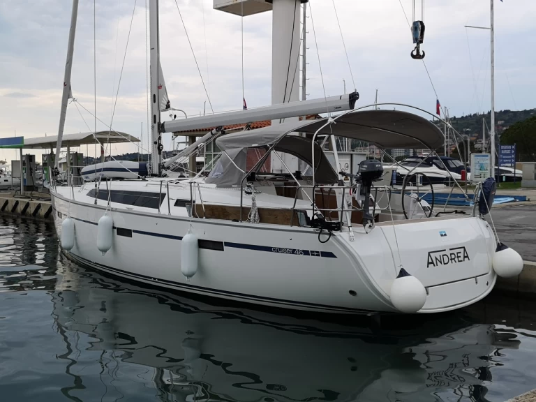 Sailboat hire in Pirovac - Bavaria Cruiser 46