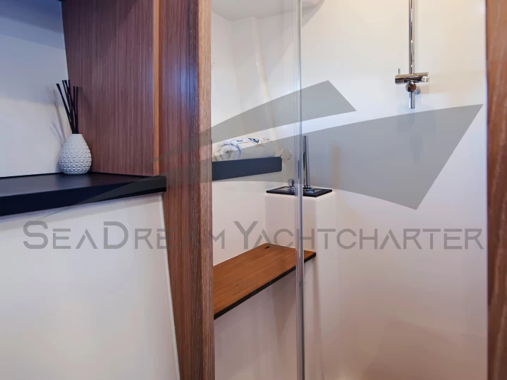 Hire Motorboat with or without skipper Bavaria Sukošan