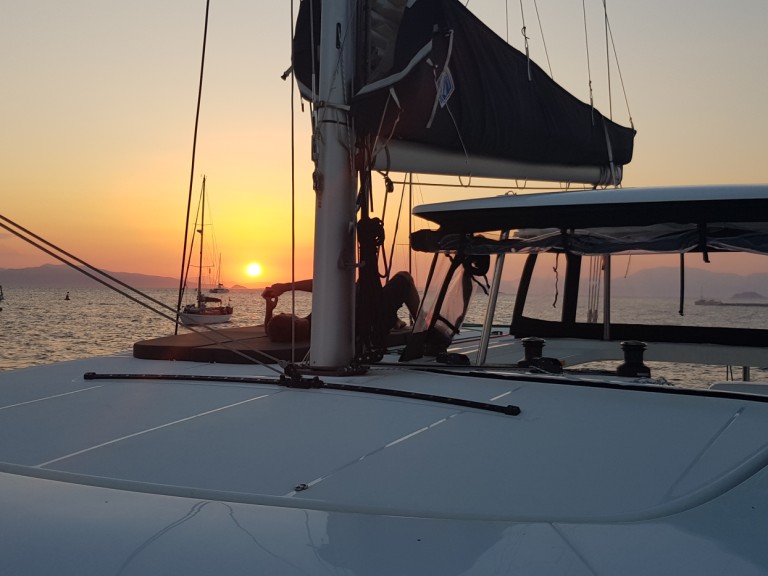 Hire Catamaran with or without skipper Lagoon Alimos