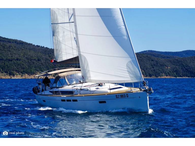 Yacht hire Puntone cheap Sun Odyssey 519