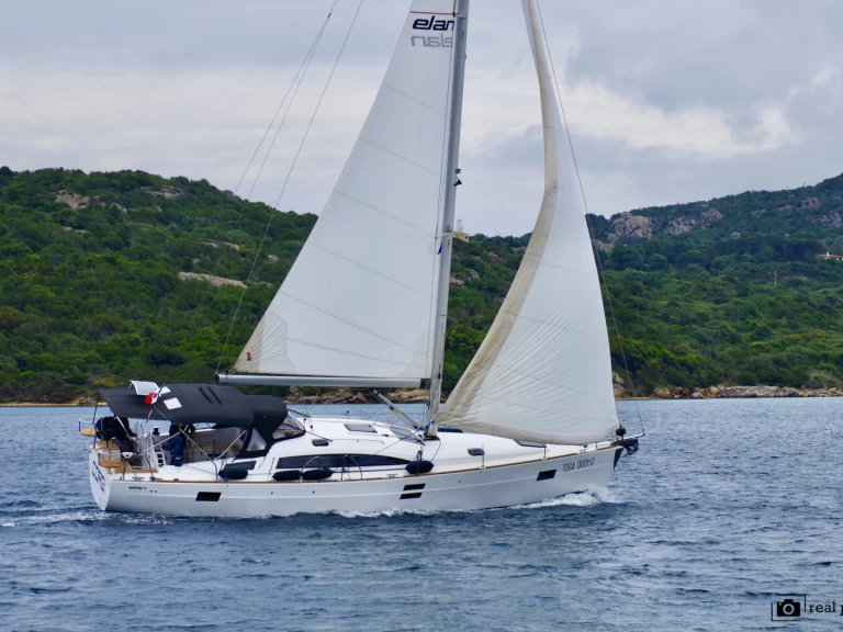 Hire Sailboat Elan with a boat licence