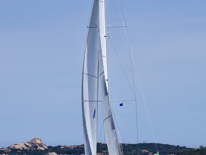 Hire a Dufour Dufour 430 Cannigione