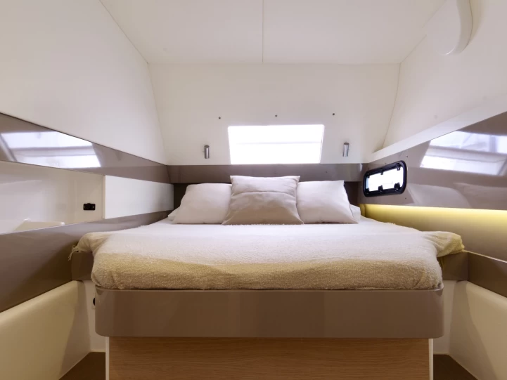 Catamaran hire in Castellammare di Stabia - Bali Bali 4.1