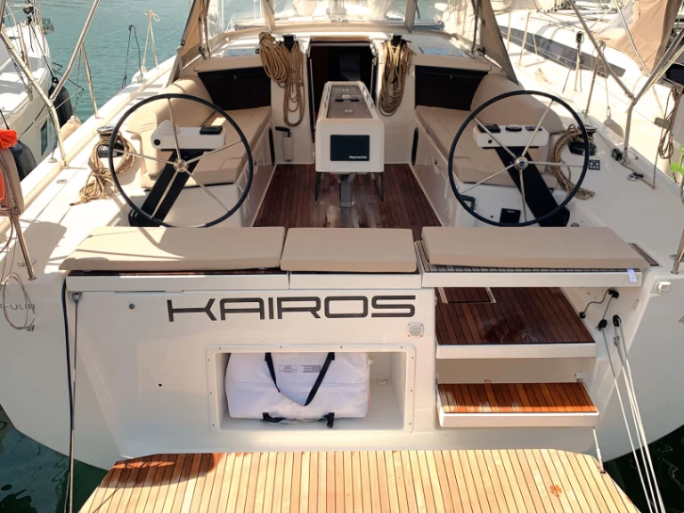 Sailboat hire in Castellammare di Stabia - Dufour Dufour 430