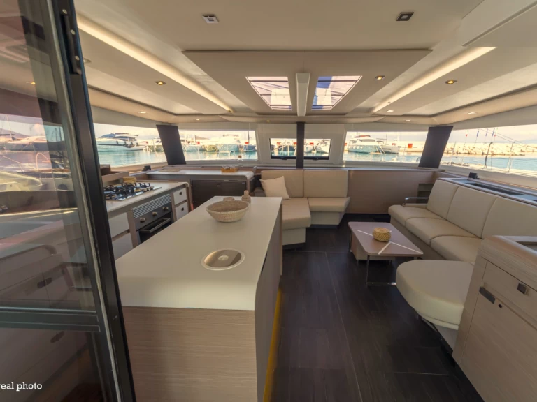 Catamaran hire in Cannigione - Fountaine Pajot Aura 51