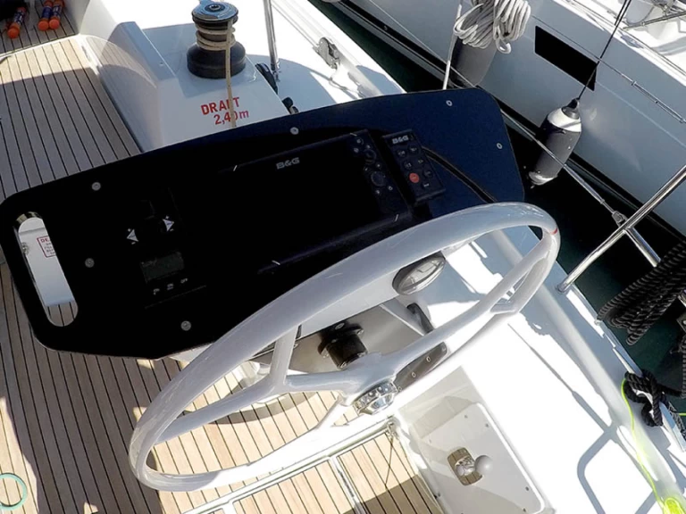 Yacht charter Šibenik - Dufour Dufour 470 on SamBoat