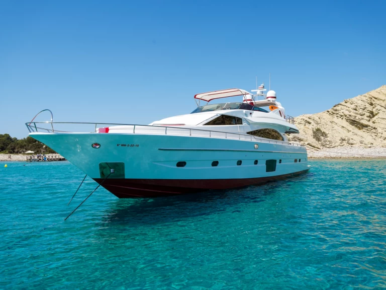 Luxury Yacht to hire Ibiza Town at the best price