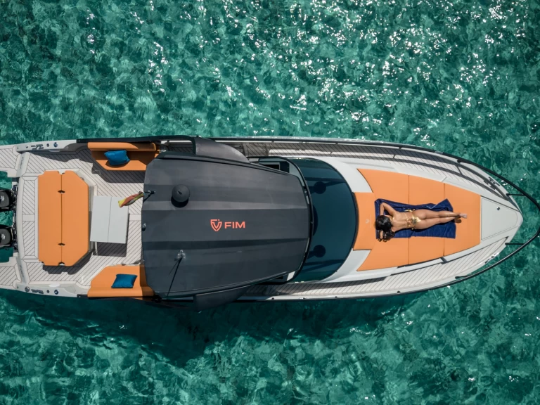 Charter a FIM 340 REGINA in Ibiza Town on Samboat