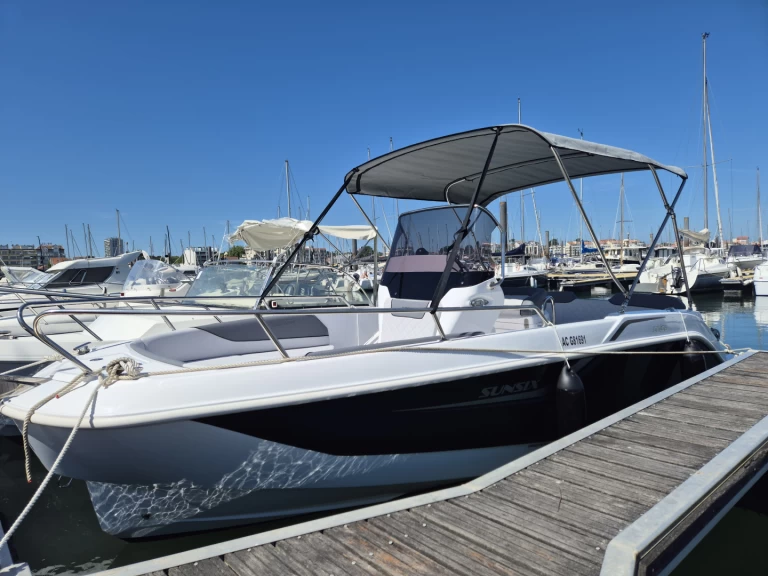 Salpa Sun Six charter bareboat or skippered in  Arcachon