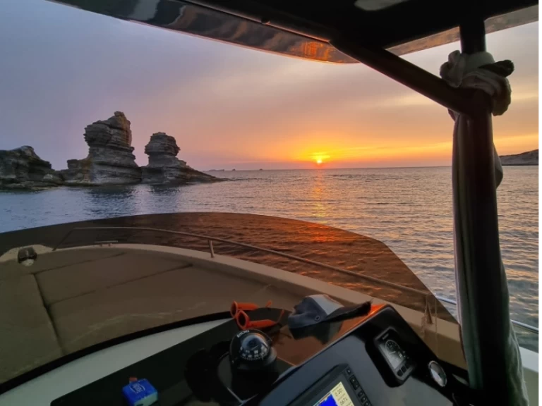 Hire Motorboat with or without skipper Astilux Sant Antoni de Portmany