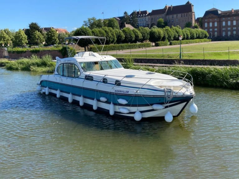 Estivale Sixto charter bareboat or skippered in  Buzet-sur-Baïse