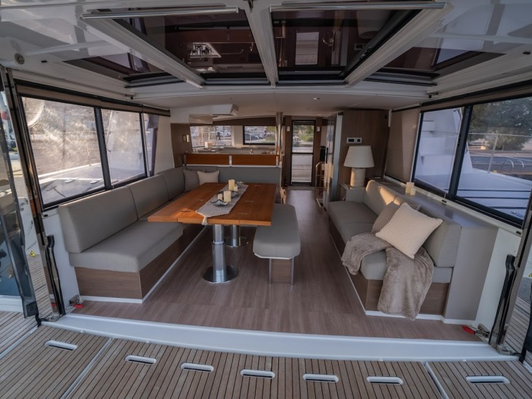 Hire a Bali Catamarans Bali 4.6 Paros (Island)