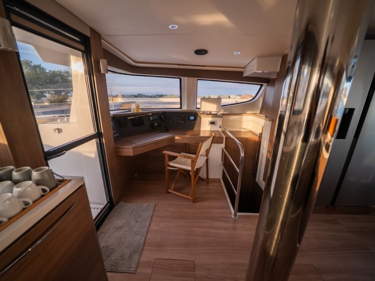 Hire Catamaran with or without skipper Bali Catamarans Paros (Island)