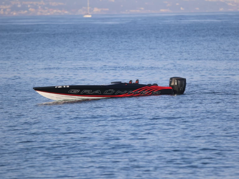 Graunner STILETTE 26 charter bareboat or skippered in  Puerto Banús