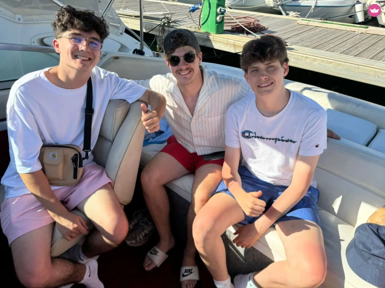 Yacht hire Palermo cheap Crownline 225 CCR