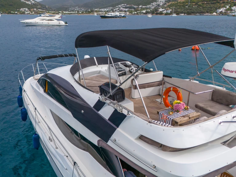 Hire Luxury Yacht with or without skipper Numarine Torba