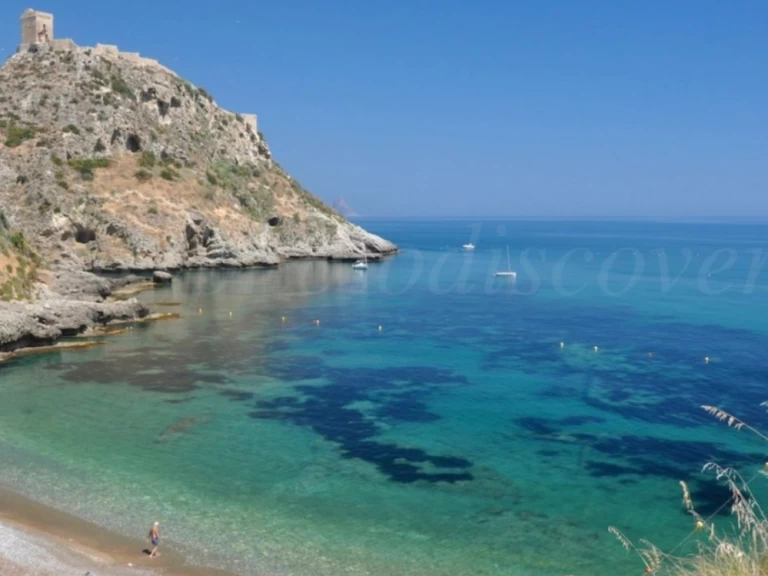 Hire Motorboat with or without skipper Sunseeker Cefalù