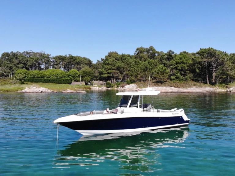 Hire Motorboat with or without skipper Rodman Sanxenxo