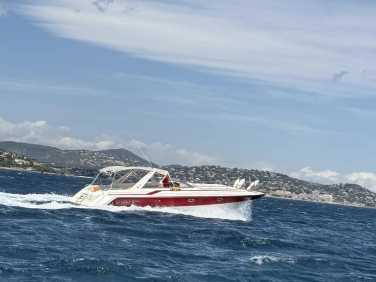 Hire Motorboat with or without skipper Sunseeker Saint-Tropez