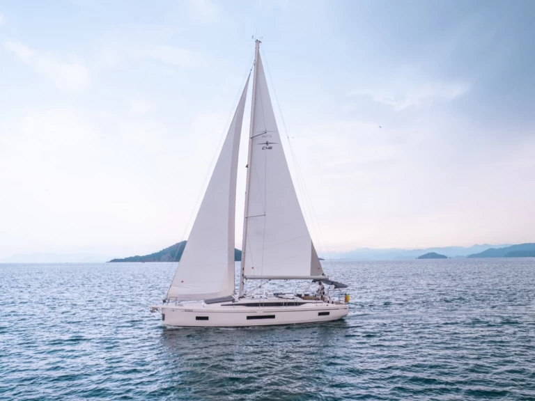 Sailboat to hire Fethiye at the best price