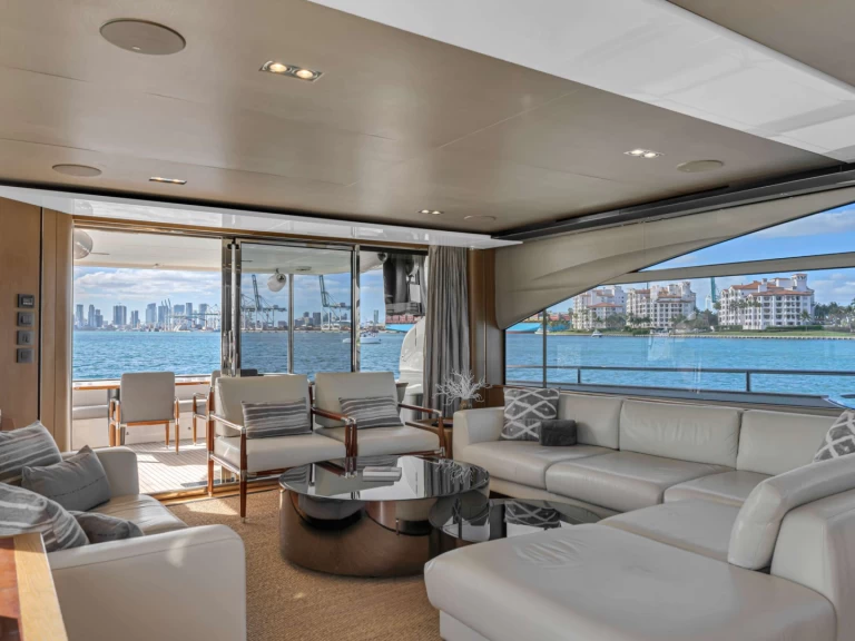 Hire Luxury Yacht with or without skipper Princess, UK Miami Beach