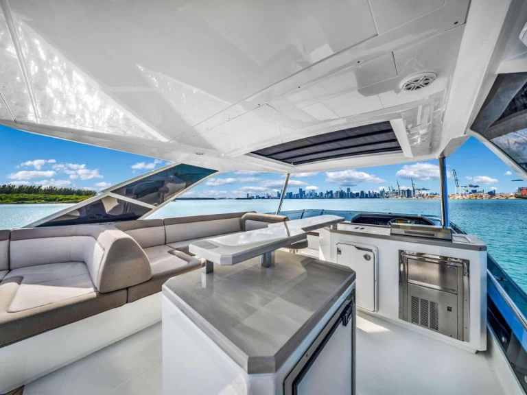 Yacht hire Sag Harbor cheap Optimus Prime
