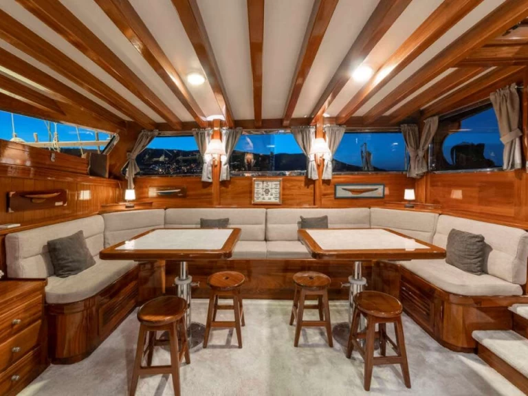 Luxury Yacht hire in Bodrum - Custom Torini