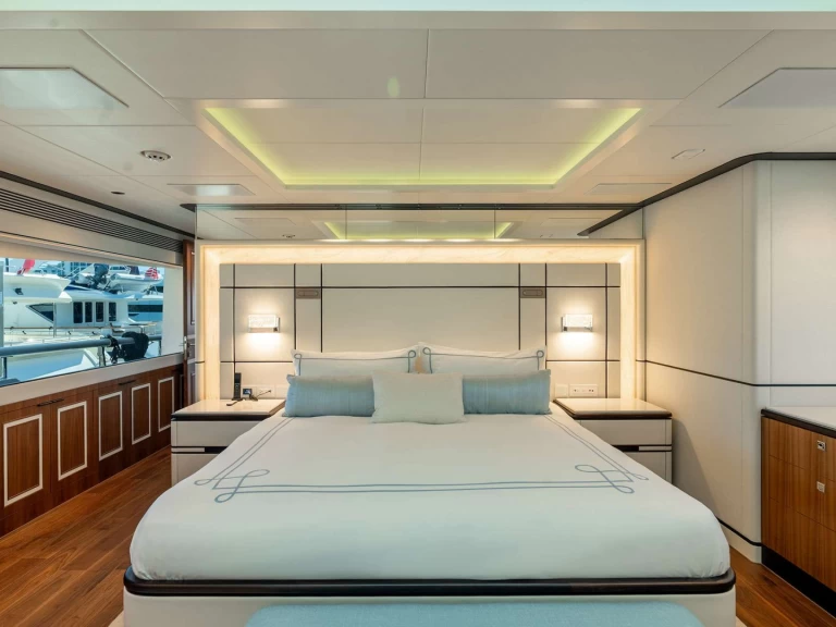 Hire Luxury Yacht with or without skipper Horizon Bahamas