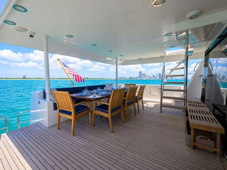 Yacht charter Old Saybrook - Pacific Mariner JULE on SamBoat