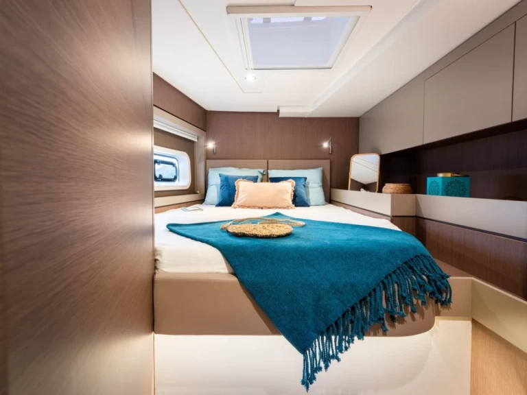 Yacht hire Nassau cheap Bali 4.6