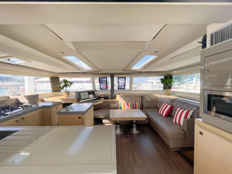 Charter a Fountaine Pajot Saona 47 in Ao Po on Samboat