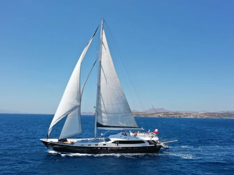 Luxury Yacht to hire Bodrum at the best price