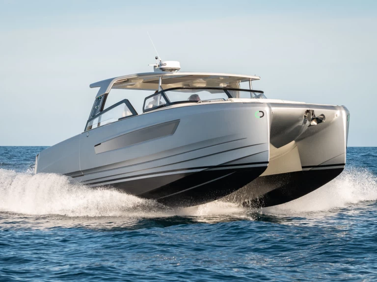 Motorboat hire in Bonifacio Ferry Port - YOT YOT 36