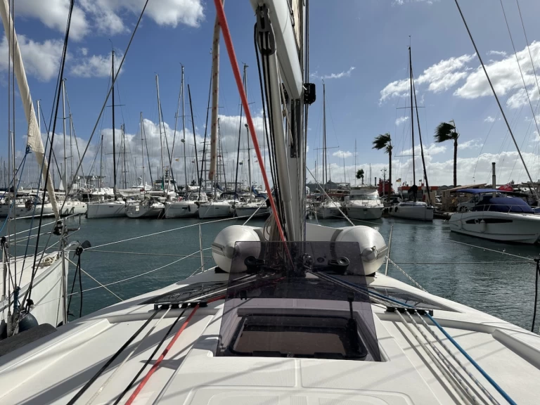 Yacht charter Palma de Mallorca - Dufour Dufour 382 Grand Large on SamBoat
