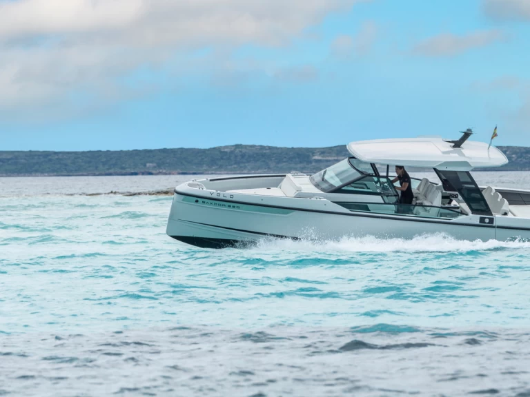 Motorboat to hire Ibiza Town at the best price