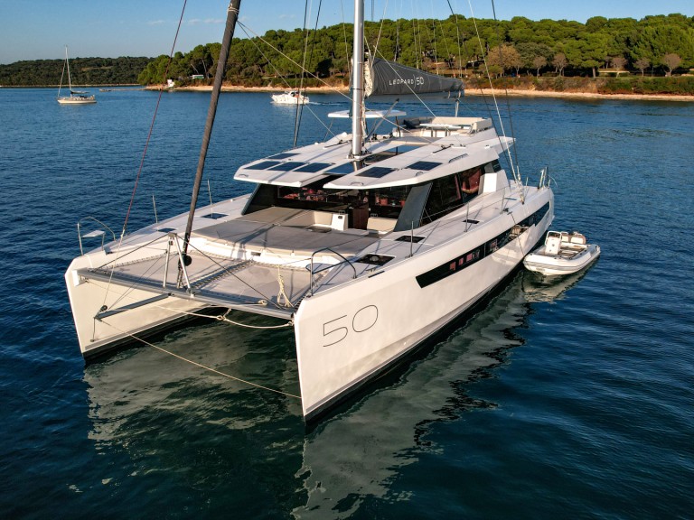 Yacht charter Seget Donji - Leopard Leopard 50 on SamBoat