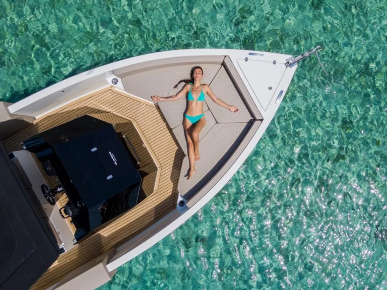 Yacht hire Ibiza Town cheap diamar