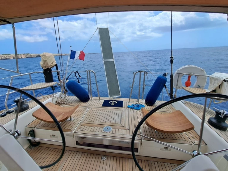 Yacht charter Gruissan - Dufour Dufour 485 Grand Large on SamBoat