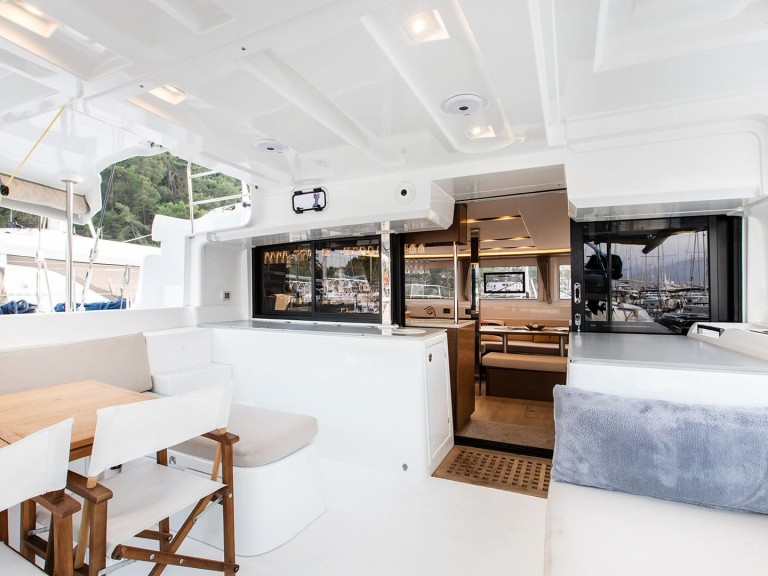Charter a Lagoon Lagoon 46 in Fethiye on Samboat