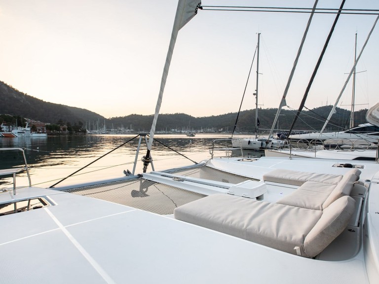 Hire Catamaran with or without skipper Lagoon Fethiye