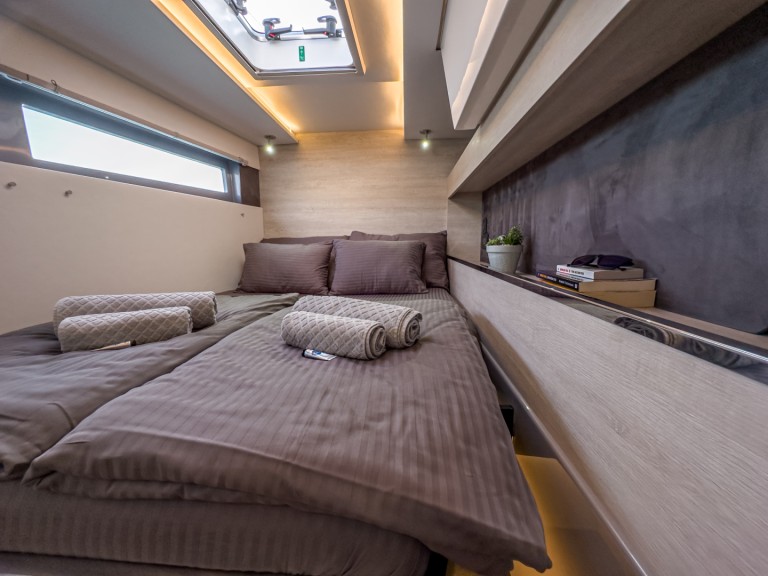 Catamaran to hire Seget Donji at the best price