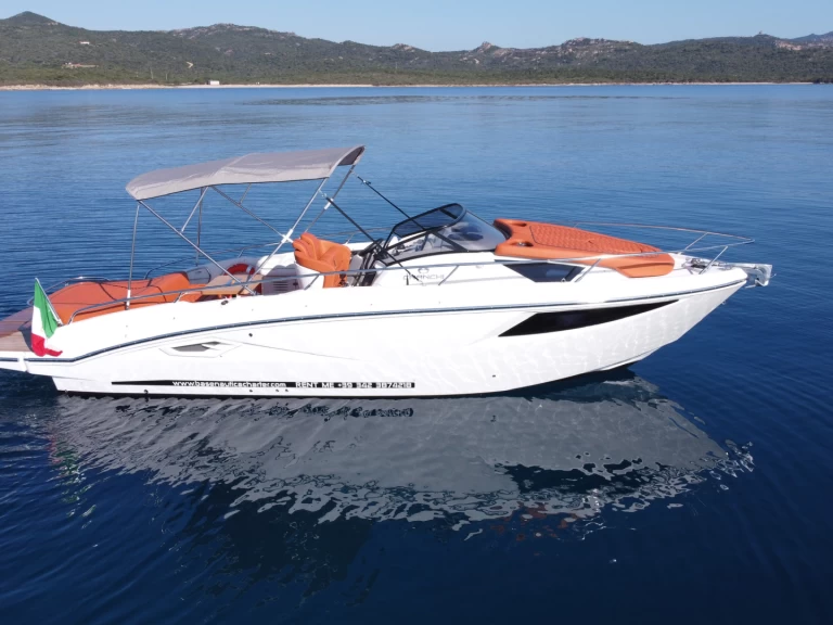 Yacht charter Porto Cervo - Cranchi Endurance 30 on SamBoat