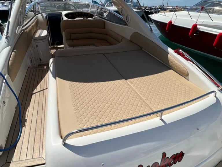 Yacht charter Ibiza Town - Sunseeker Superhawk 48 on SamBoat