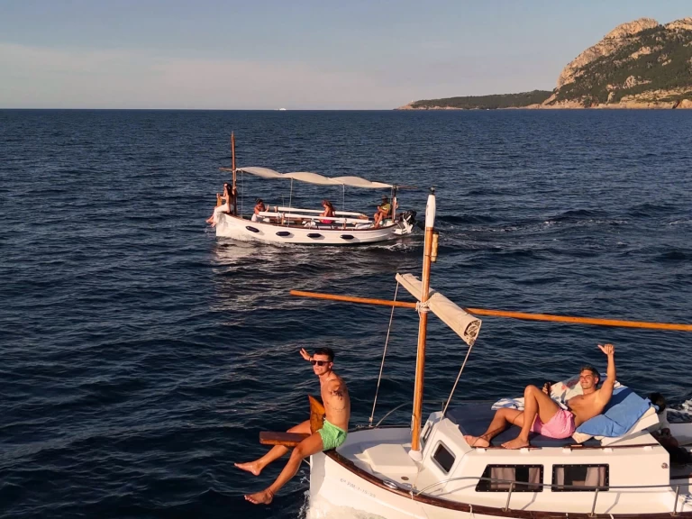 Mallorca Llaut m20 charter bareboat or skippered in  Marina de Bonaire