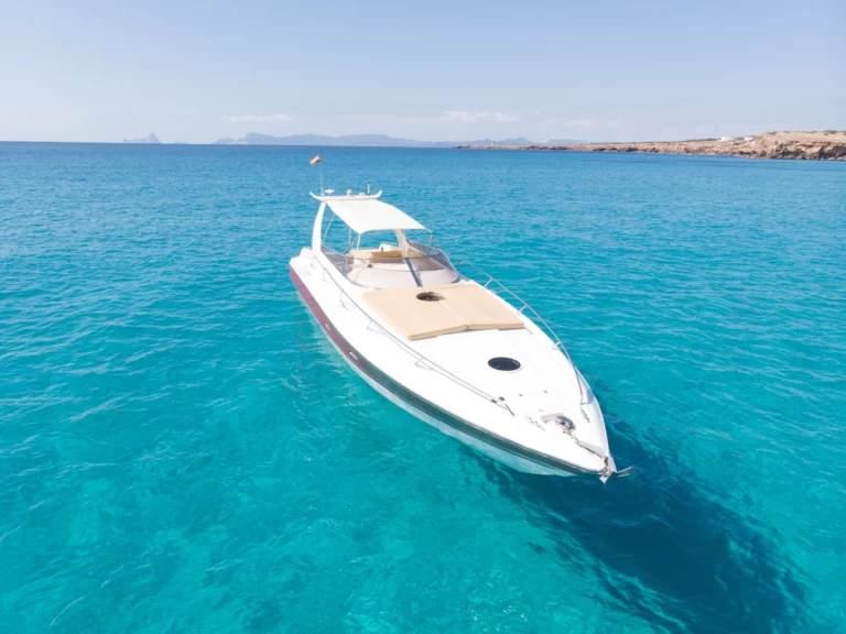 Charter a Sunseeker apache 45 in Ibiza Town on Samboat