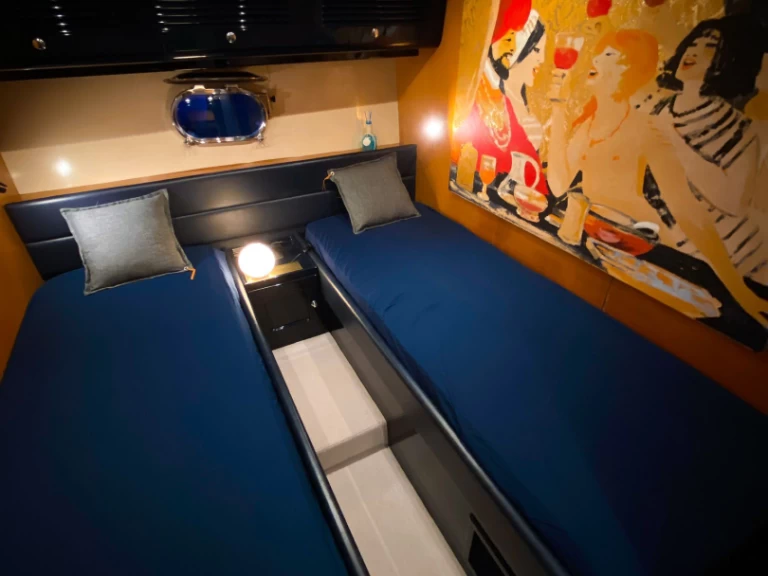 Hire Motorboat Cantieri Di Pisa with a boat licence