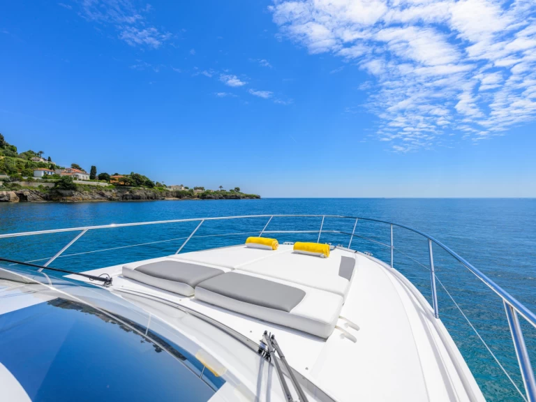 Hire Motorboat Princess with a boat licence
