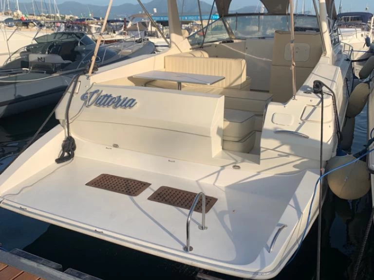 Hire a Airon Dart 36 Porto Badino