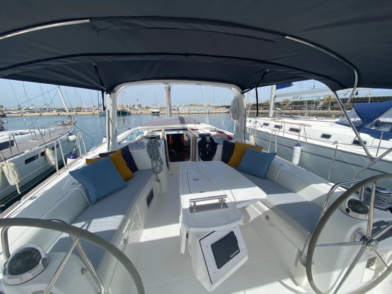 Bénéteau Oceanis 500 charter bareboat or skippered in  Sitges